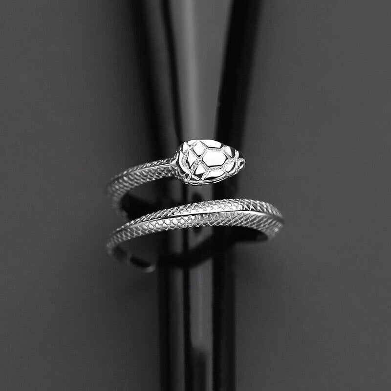 Titanium Steel Snake Head Open Ring Vintage Men's and Women's Domineering Punk Hip Hop Rock Jewelry Ring Gift