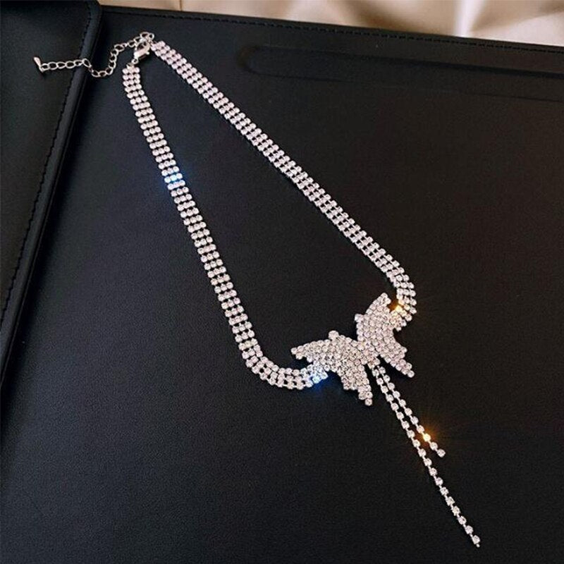 Top women Full Rhinestone Butterfly Necklace Silver Color Wild Tassel Clavicle Chain Necklace for Women Pendant Gift