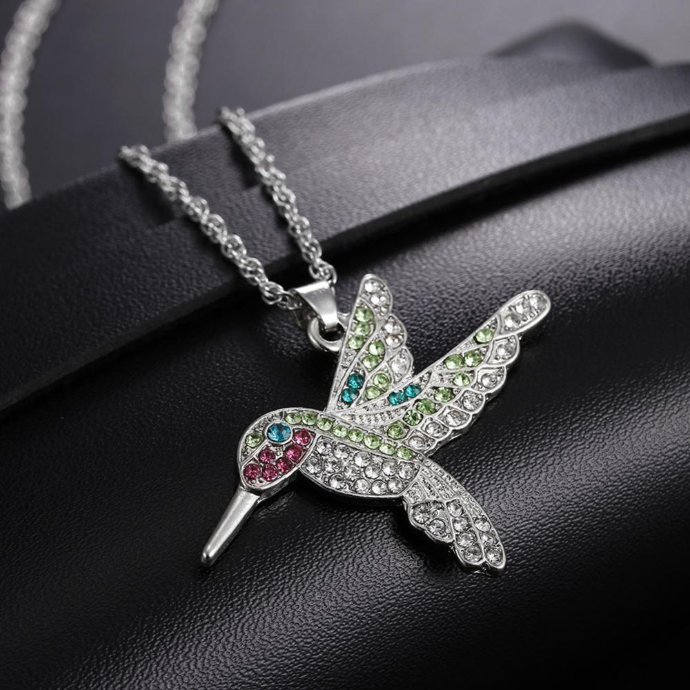 Trendy Animal Hummingbird Pendant Necklace Women's Necklace Bohemian Crystal Inlaid Necklace Pendant Accessories Party Jewelry