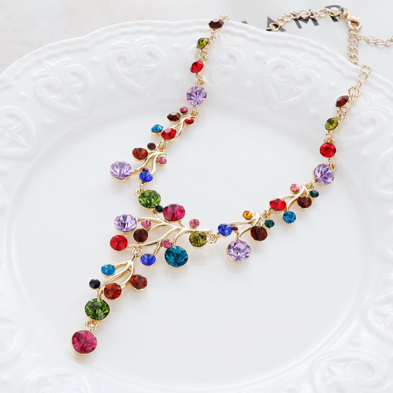 Trendy Boho Ethnic Crystal Flower Choker Necklaces For Women Gold Color Vitnage Statement Necklace Jewelry 2021 New