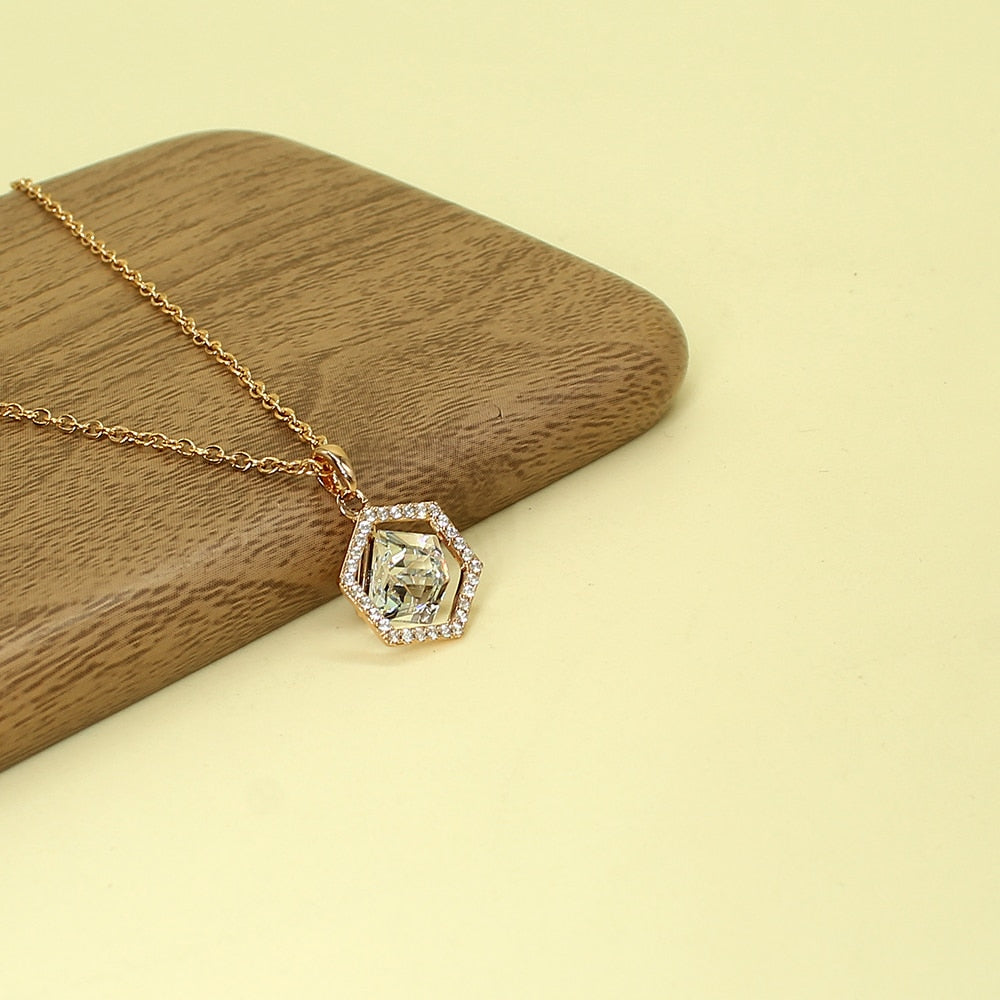 Trendy Jewelry Geomety Pendant Necklace Female Cubic Zirconia Statement Crystal Charm Choker Chunky Sweater Chain for Woman Gift