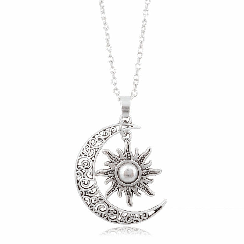 Trendy Vintage Sun Moon Necklace Silver Color Hollow Crescent Moon Pendant Chain Necklaces for Women Fashion Jewelry Gift