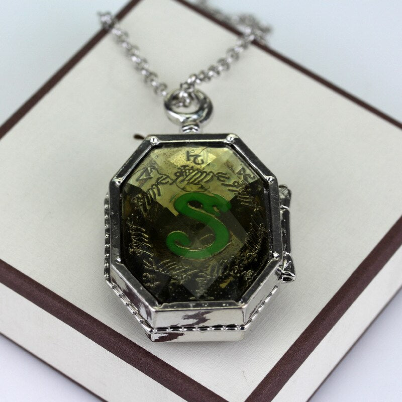 Tv Magic School Slytherin-Horcrux-Locket Snake Necklaces Slytherin College Treasures Voldemort's Horcruxes Pendant Necklace