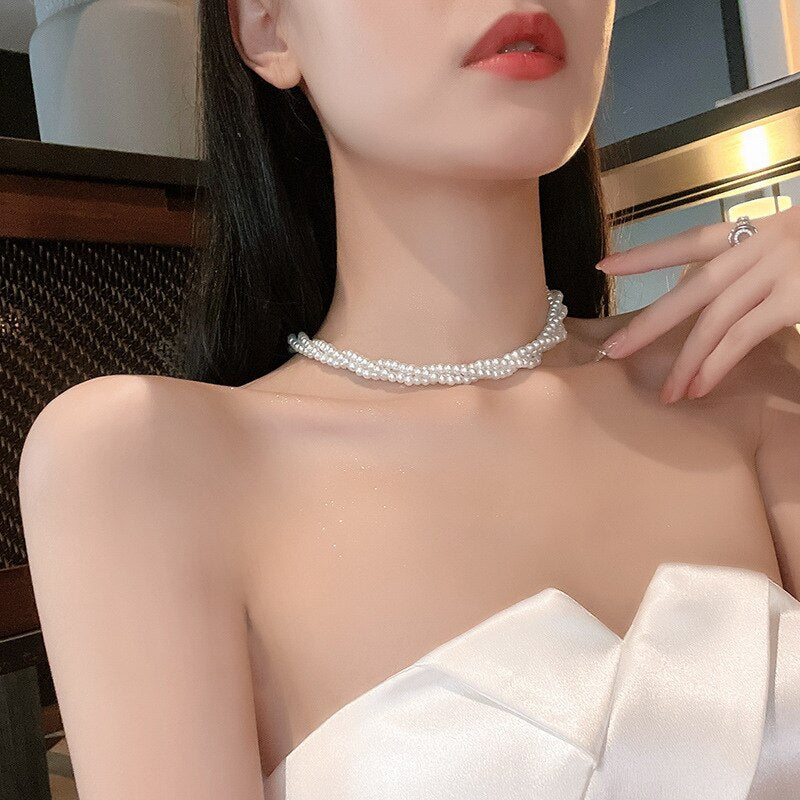 Twining Vintage Pearl Necklaces For Women Trendy French Romantic Style Wedding Jewelry Personality Irregular Clavicle Chain