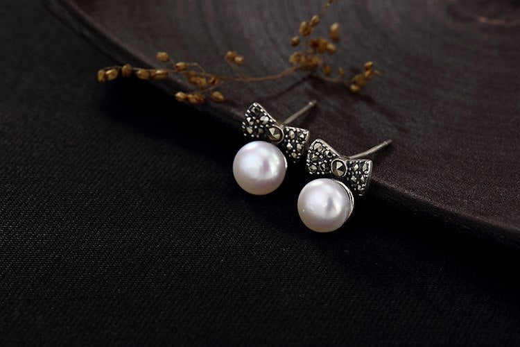 Real 925 Sterling Silver Natural Pearl Bijoux Women Elegant Stud Earrings Lovely Bowknot Brincos Marcasite Fine Jewelry