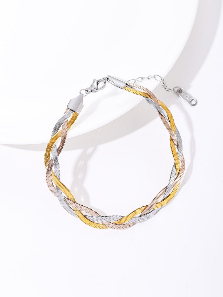 Unique Twisted Snake Chain Necklace for Women Sexy Vintage Flat Blade Aircraft Link Clavicle Choker Necklace Jewelry Bijoux 2022