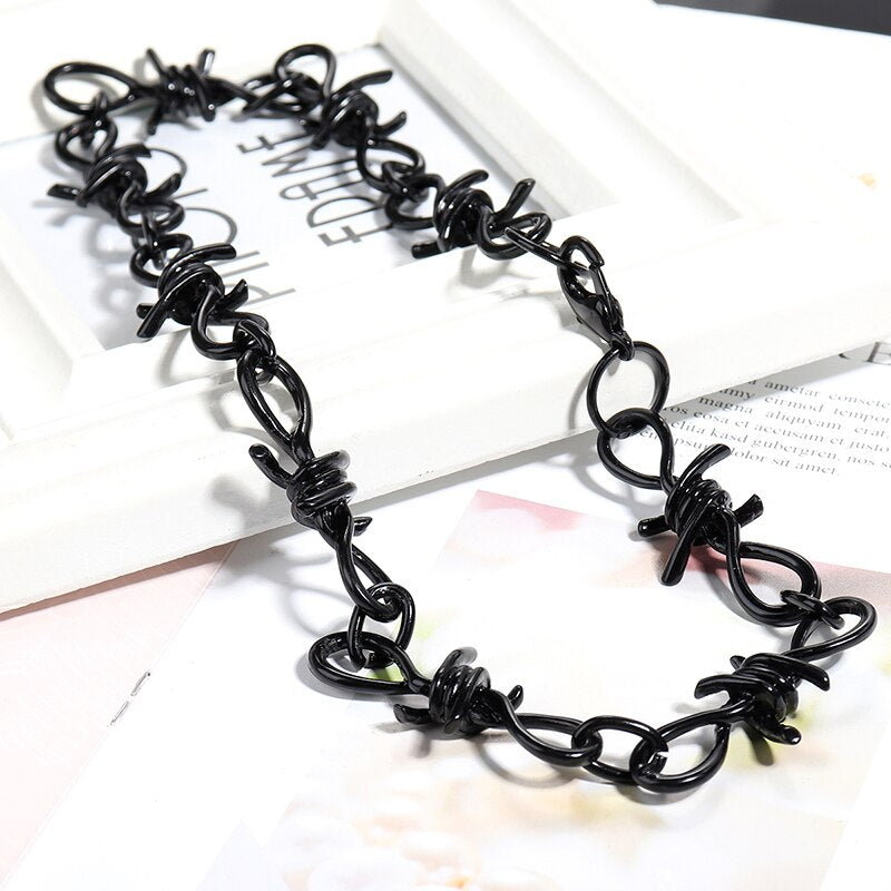 Unisex Thorn Choker Necklace Classics Alloy Necklace Classic Hip Hop Clavicle Chain Necklace Personality Trendy Jewelry