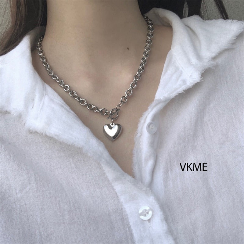 VKME Romantic Heart Necklaces Drop Shipping Women Pendant Necklaces Chokers Necklaces 2022 Party gifts Charm jewelry