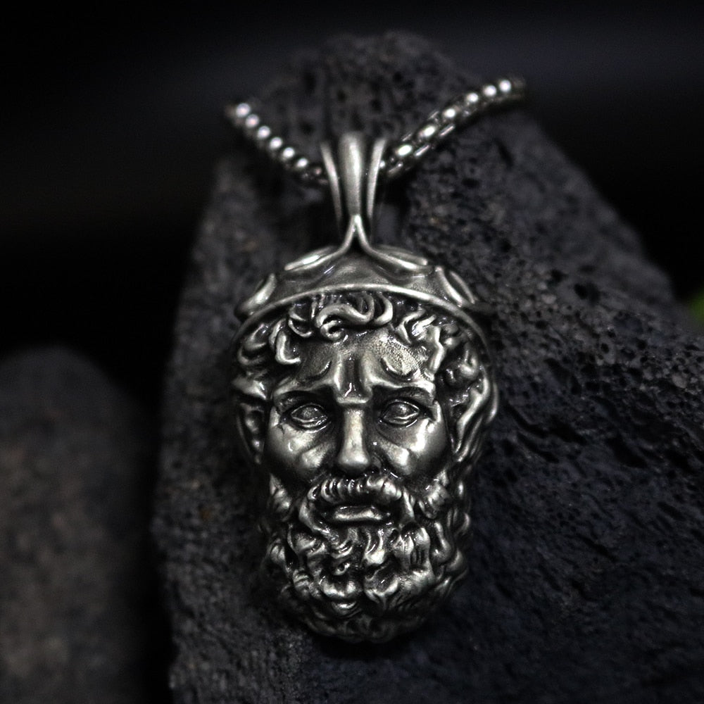 Viking Elements Human Chain Necklace Tree of Life Tomahawk Pendant Necklace Men's Vintage Pirate Necklace Hanging on the Neck