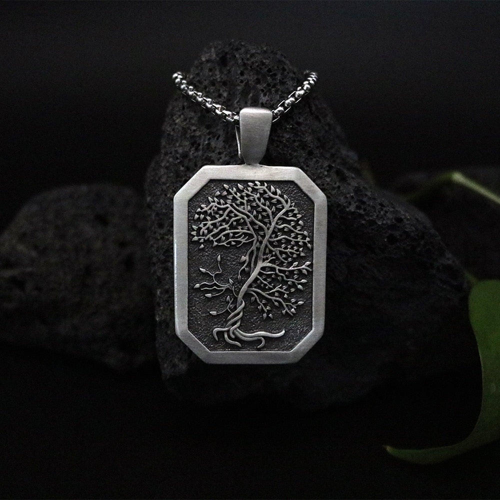 Viking Elements Human Chain Necklace Tree of Life Tomahawk Pendant Necklace Men's Vintage Pirate Necklace Hanging on the Neck