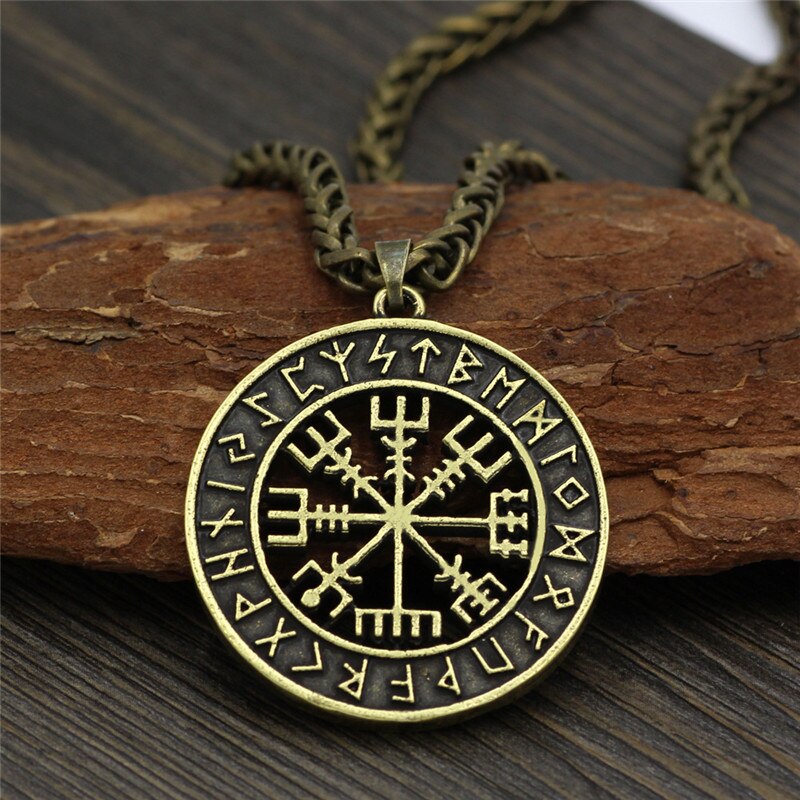 Viking Norse Helmet Horror In Runic Circle Necklace Magical Staves scandinavian Compass Rune Amulet Collier Pendant With Chain