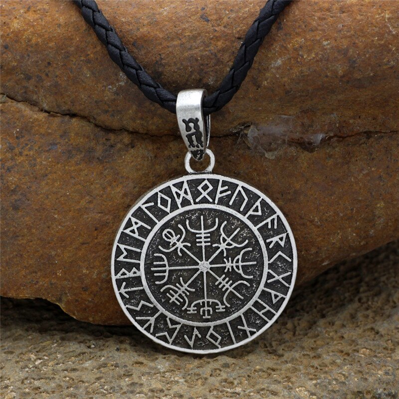 Viking Norse Helmet Horror In Runic Circle Necklace Magical Staves scandinavian Compass Rune Amulet Collier Pendant With Chain