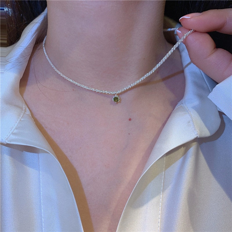 Vintage 925 Sterling Silver Necklace Sparkling Clavicle Chain Green Diamond Gypsophila Pendant Necklace Women's Wedding Jewelry