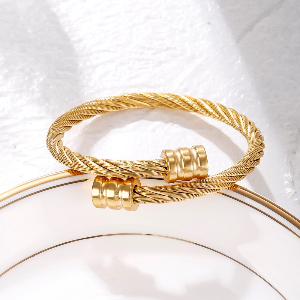 Vintage Bangle For Men Woman Stainless Steel Simple Golden Cuff Bracelets Open Adjustable For Friends Gifts Accessories Jewelrys