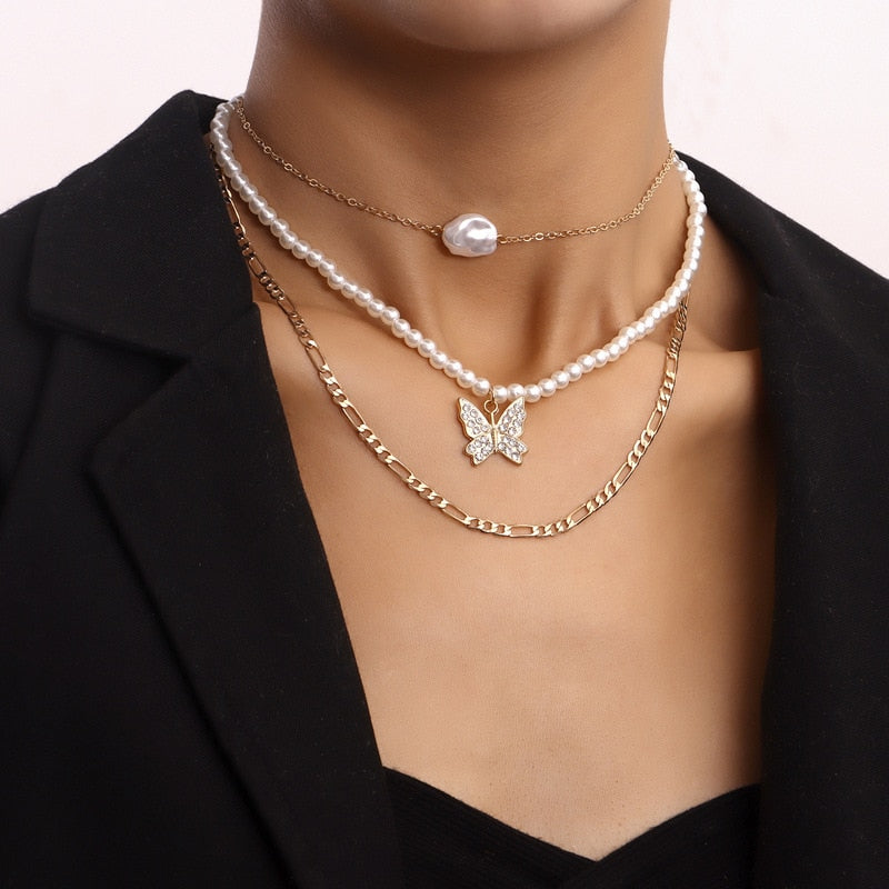 Vintage Boho Multilayer Pearl Choker Butterfly Pendant Chain Necklace for Women Hip Hop Gold Color Collar Party Jewelry Gift