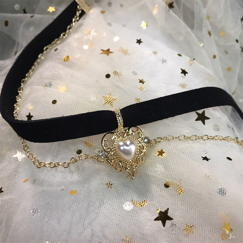 Vintage Choker Golden Chain Pearl Heart Pendant Necklace for Women Sexy Black Velvet Neck Collar Jewelry Lover's Gift