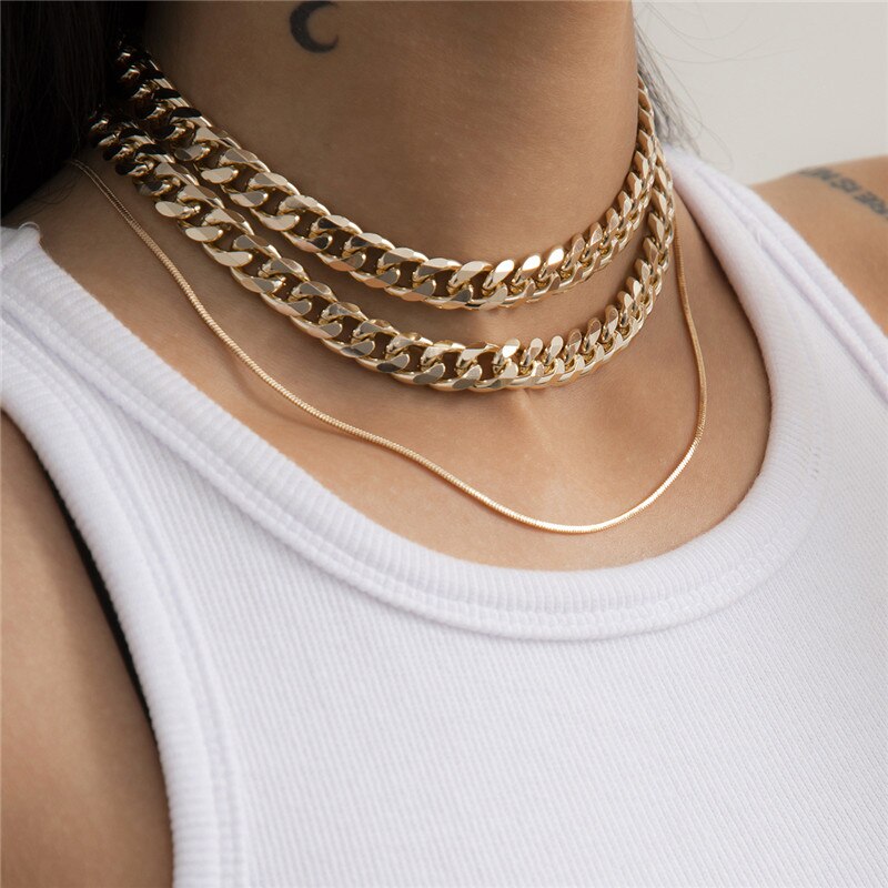 Vintage European American Style Women's Neck Chain Exaggerated Personality Gothic Short Clavicle Chocker Punk Unique Necklaces