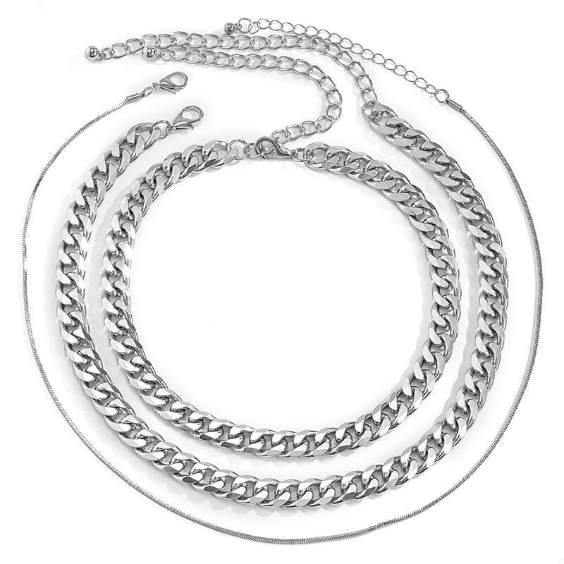 Vintage European American Style Women's Neck Chain Exaggerated Personality Gothic Short Clavicle Chocker Punk Unique Necklaces