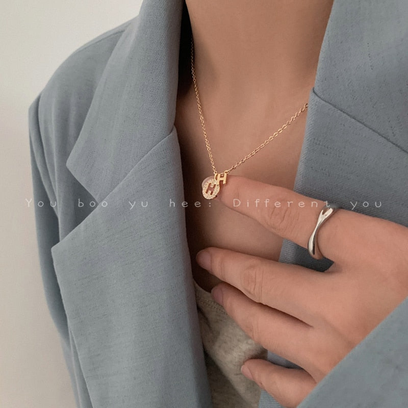 Vintage Dainty Letter Pendant Choker 2021 Cute Elegant Chain Zirconia Korean Necklace For Women Jewelry Naszyjnik Gifts
