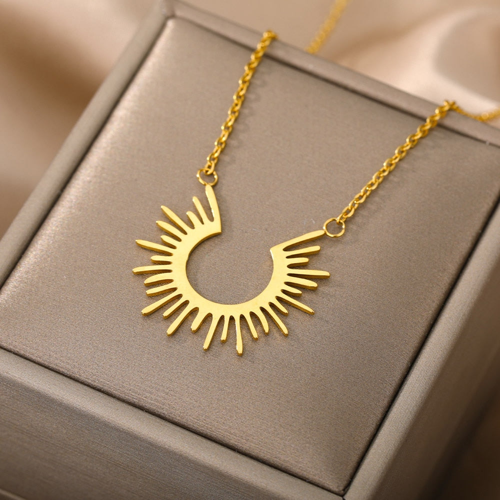 Vintage Irregular Necklace For Women Men Minimalism Stainless Steel Half Circle Sun Pendant Necklaces Goth Asthetic Jewerly