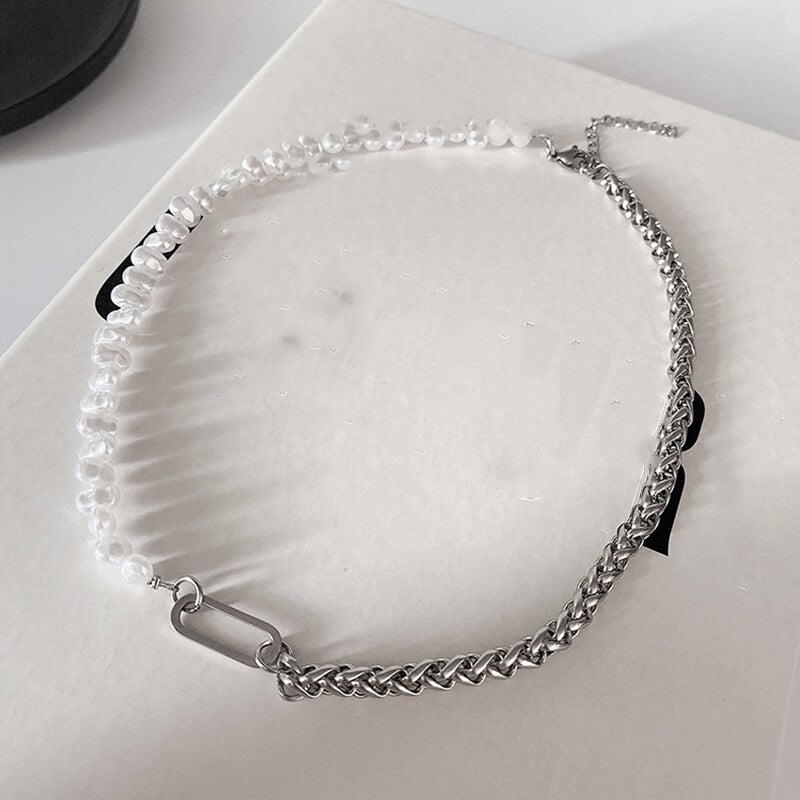 Vintage Irregular Pearl Stitching Necklaces For Women Hip-Hop Basic Punk Style Asymmetric Clavicle Chain Gothic Titanium Steel