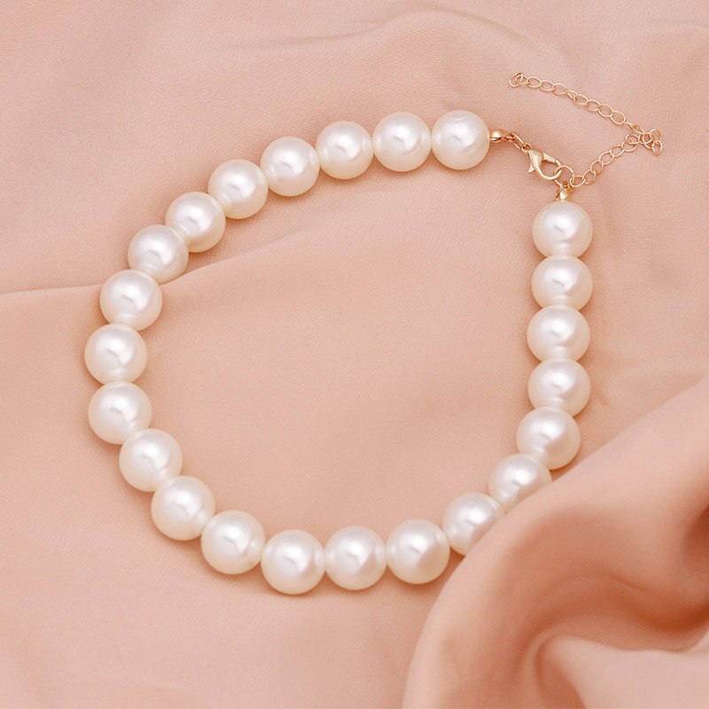 Vintage Pearl Necklace Elegant White Imitation Pearl Choker Necklaces Wedding Party Accessories Jewelry for Women Gift