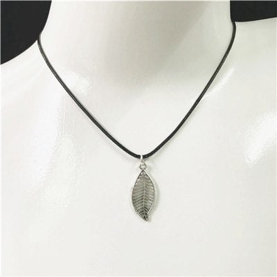 Vintage Punk Silver Color Necklace Unique Hollow Alloy Pendant Necklace For Man Women Trendy Neck Accessories Fashion Jewelry