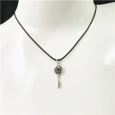 Vintage Punk Silver Color Necklace Unique Hollow Alloy Pendant Necklace For Man Women Trendy Neck Accessories Fashion Jewelry