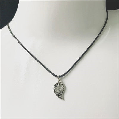 Vintage Punk Silver Color Necklace Unique Hollow Alloy Pendant Necklace For Man Women Trendy Neck Accessories Fashion Jewelry