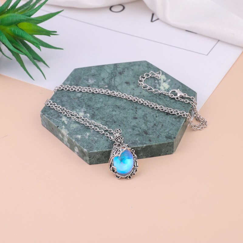 Vintage Winding Moonstone Pendent Necklace Wrap Braid Necklace For Men Women Fashon Jewelery Gift