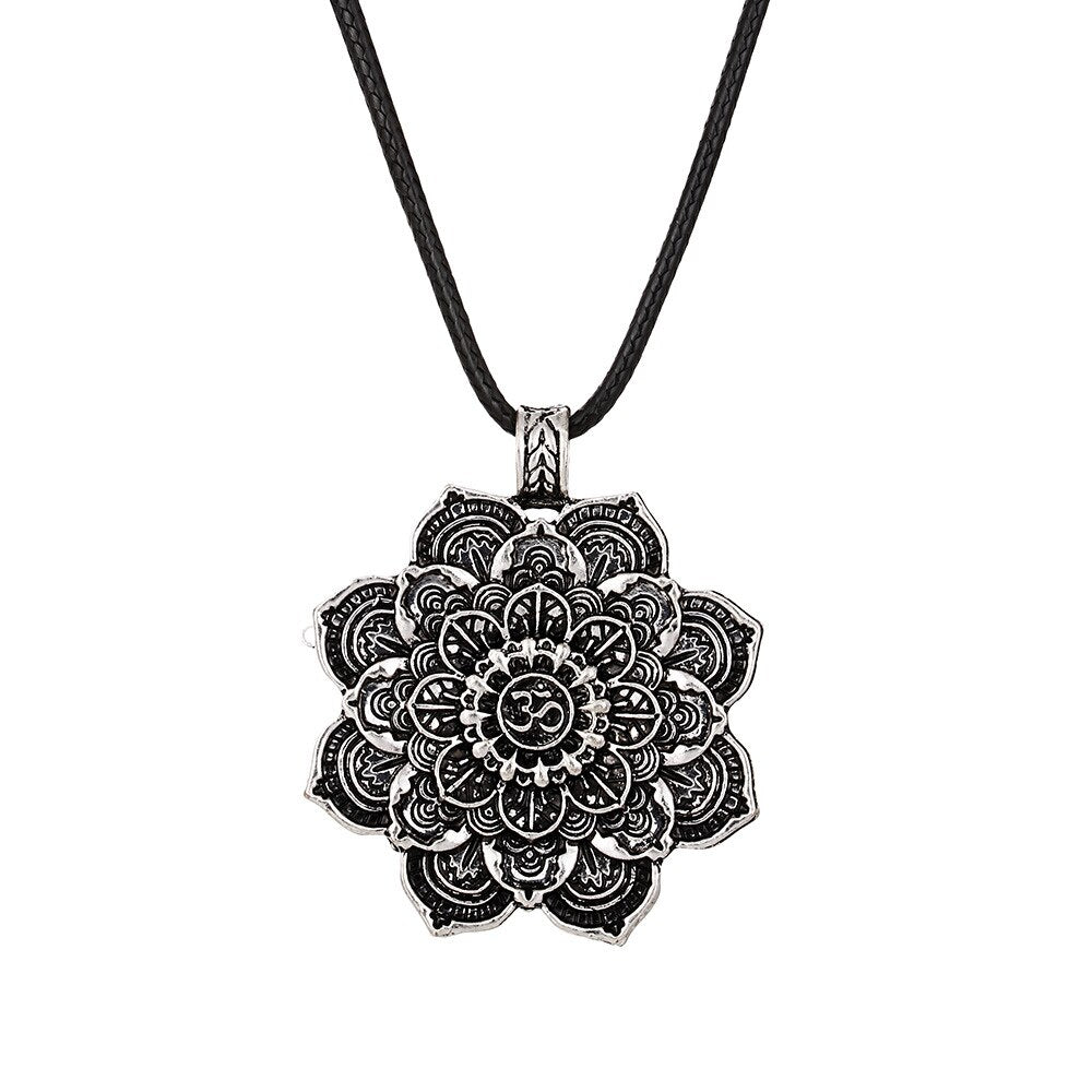 Vintage de aleación Mandala pendiente de flor de loto collares para las mujeres encanto Cadena de cuero amuleto joyería de Yoga