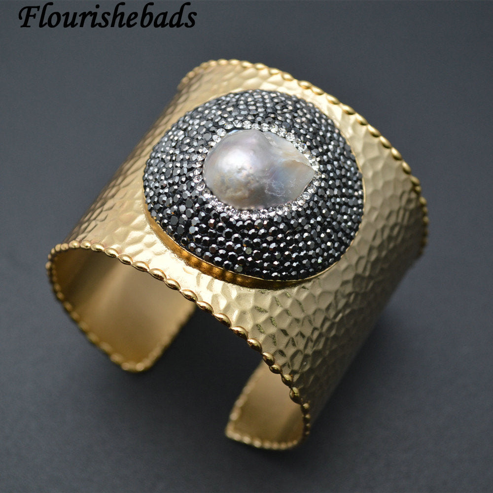 White Natural Fresh Water Pearl Freefrom Drop Baroque Beads Crystals setting 24k Gold Wide Cuff Bangle Bracelets Party Jewelry