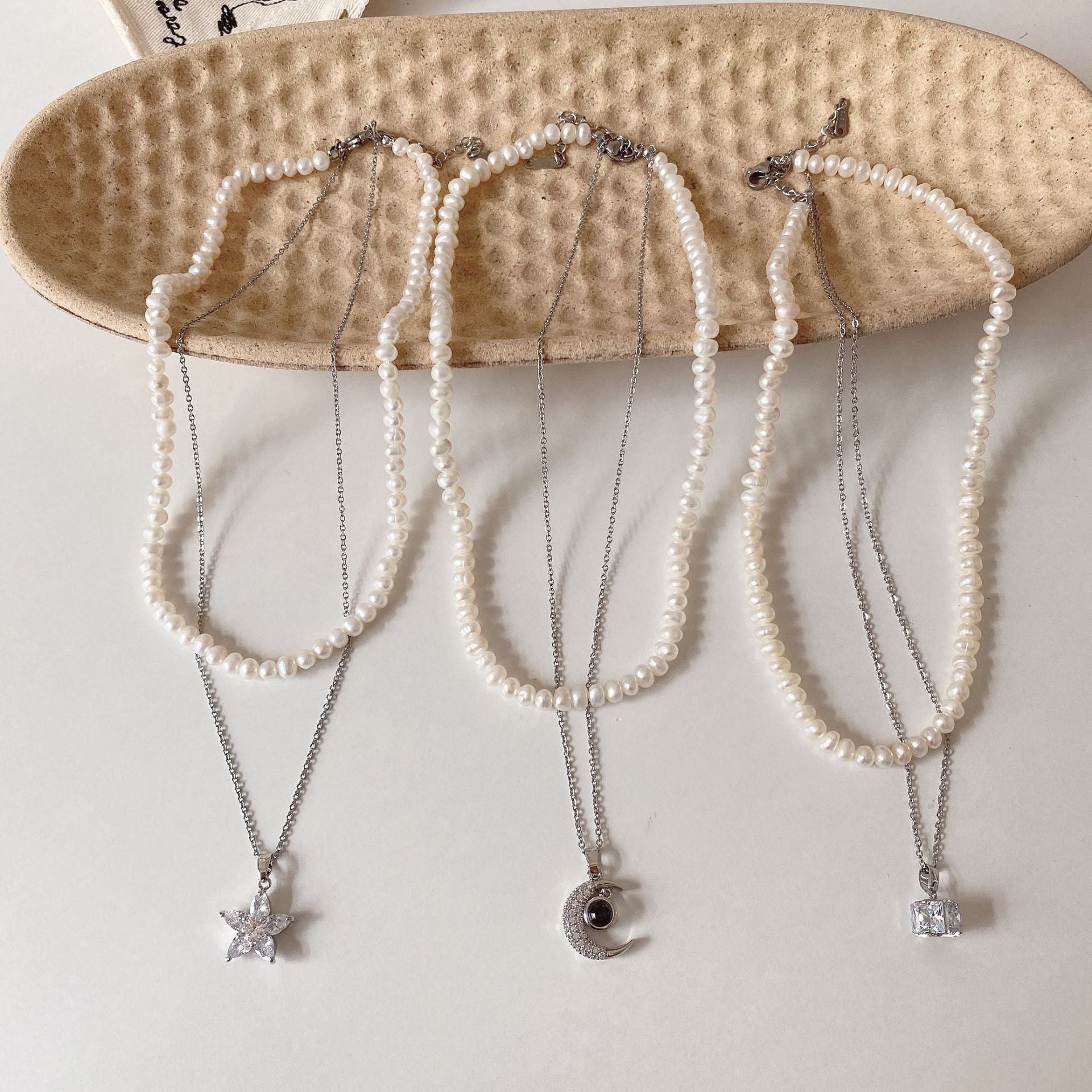 Baroque Freshwater Pearl Necklace Trendy Double Layer Twin Style Choker Chain Unique Design Flower Zircon Pendant