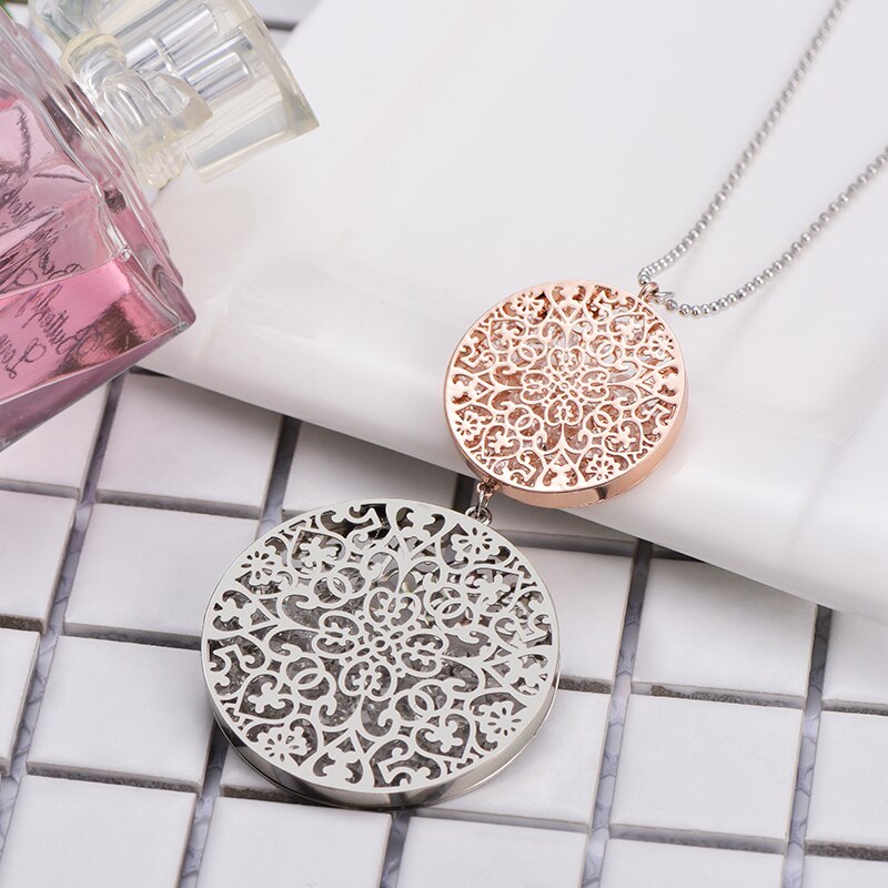 Women  Pendant &amp; Necklacec  Cubic Zirconia In Hollow Round Box Silver Color &amp; Gold Women Gift Necklace XL04379