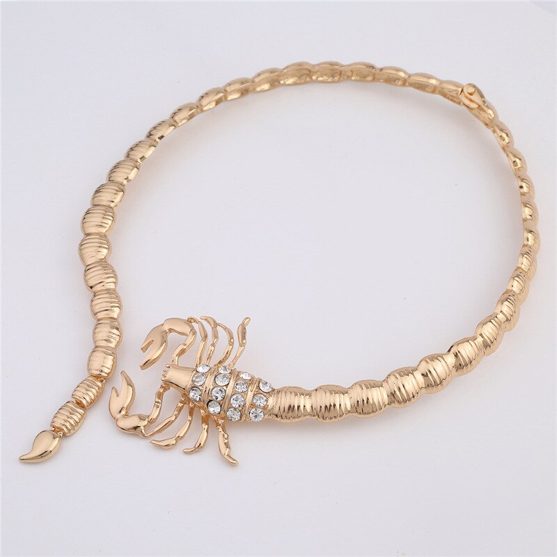Women's Personality Alloy Diamond-studded Scorpion Collar