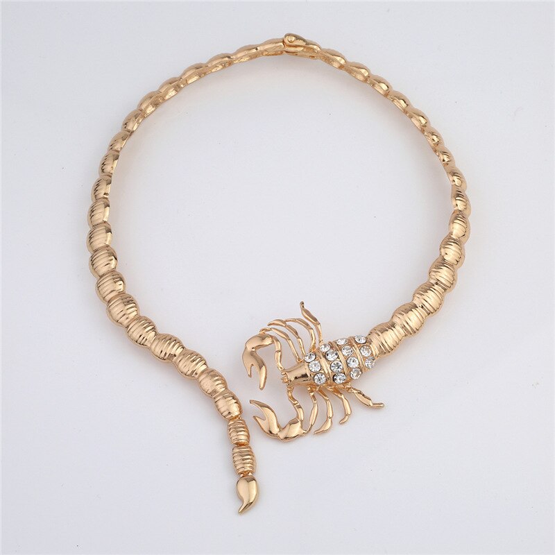 Women's Personality Alloy Diamond-studded Scorpion Collar