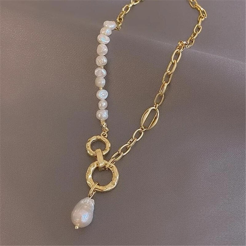 XIALUOKE Bohemia Baroque Freshwater Pearls Pendant Necklace For Women Retro Metal Chokers Clavicle Chain Jewelry Accessories 96