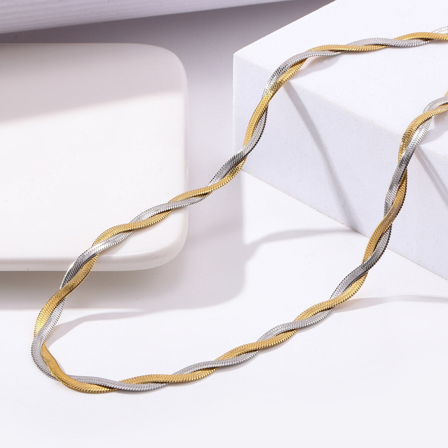 Xinyixin 316L Stainless Steel Multicolor Twist Weaving Snake Bone Chain Choker Necklaces For Women collares de moda 2022 mujer