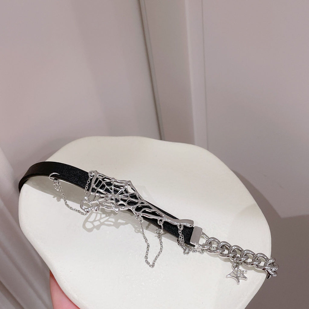Y2k Accessories Cool Leather Chain Spider Web Choker Necklaces for Women Korean Party Clavicle Chain Necklace Jewelry