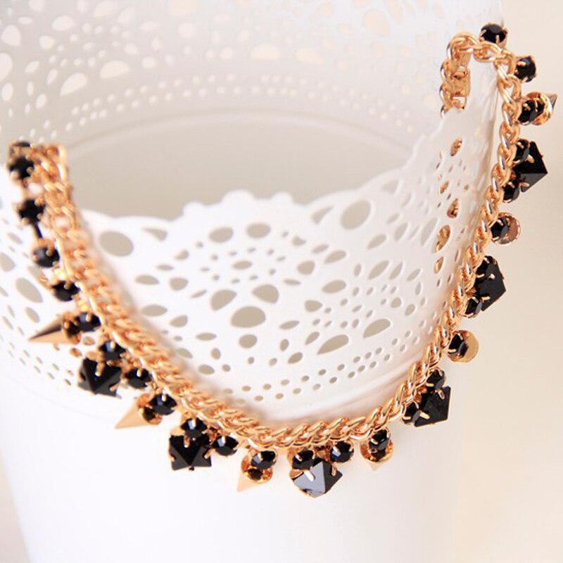 YFJEWE The Style Jewelry for women black rhinstone crystal Gold Color Necklace chain rivets Party Accessories #N029