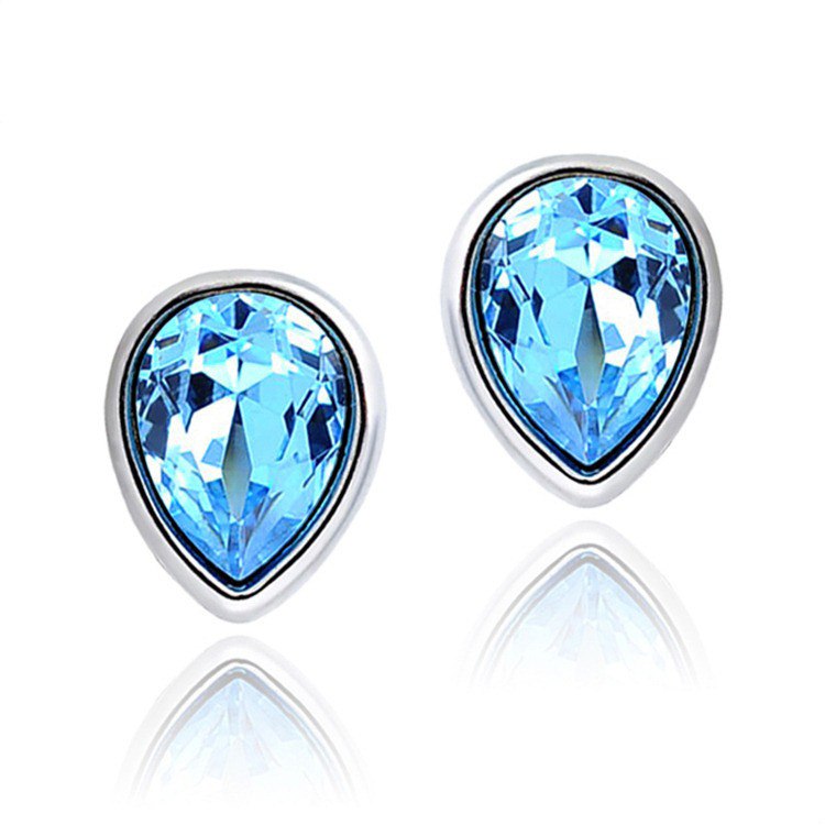 YWM Clearance Angel Eye Stud Earrings Korean Fashion Jewelry Wholesale Hot Vintage Jewelry Crystal Earring for Women Girls