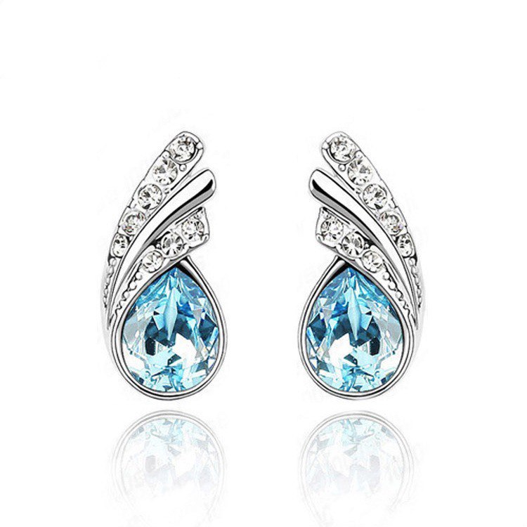 YWM Clearance Angel Eye Stud Earrings Korean Fashion Jewelry Wholesale Hot Vintage Jewelry Crystal Earring for Women Girls