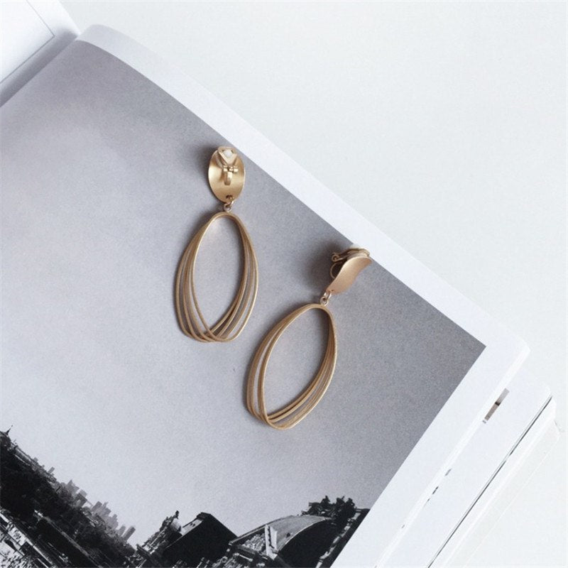 Maxi brincos Elegant Statement Earrings Non-piercing Jewelry Ear Cuff Clip Earrings For Women Drop Earrings Gold Color
