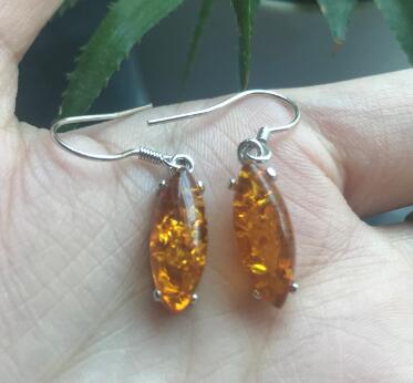 Genuine Natural Amber Earrings for Women Chic Oval Drop Dangling Earring Supplier Original Baltic Amber Jewelry Wholesale