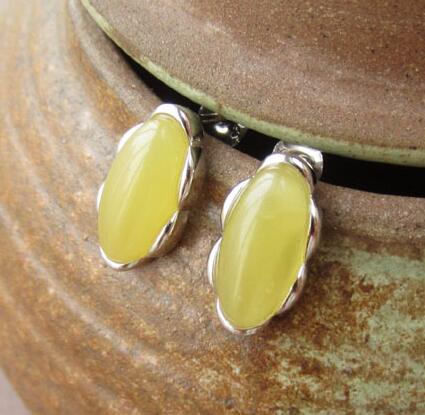 Natural Amber Earrings for Women Baltic Genuine Original Amber Beads Long Oval Authentic Stud Earrings S925 Jewelry Gifts