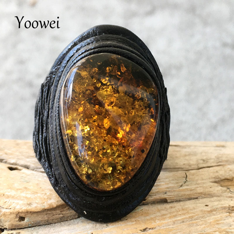 Oval Amber Rings for Unisex Co Gift Trendy Black Genuine Leather Flower Natural Amber Jewelry Opening Rings Wholesale