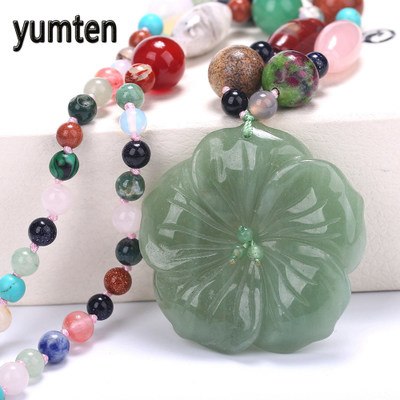 Flowers Pendant Beautiful Women Necklace Colorful Crystal Charm Trend Style Jewelry Couple Gift Popular Clavicle Chain