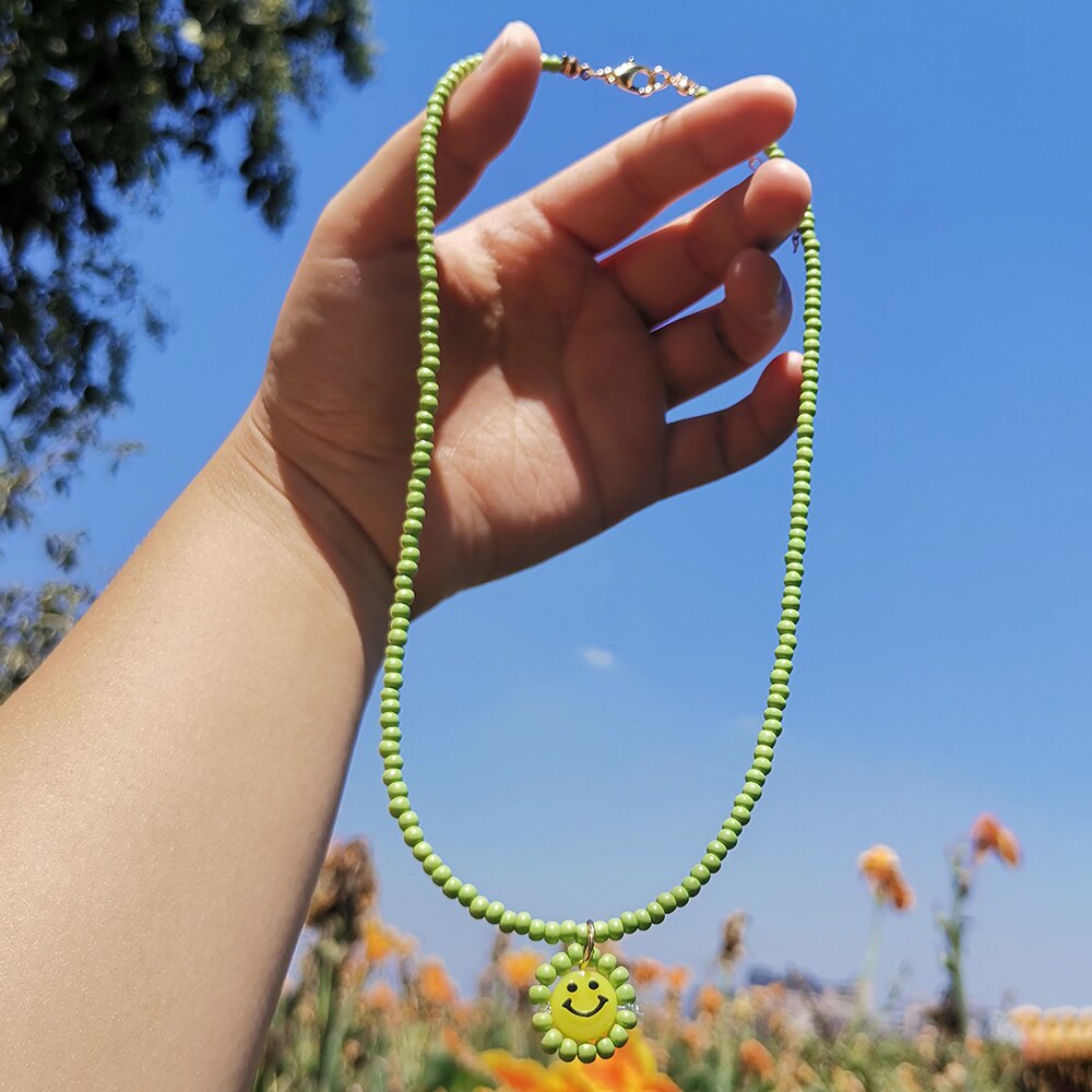 ZX Trendy Handmade Colorful Beaded Chain Choker Necklace Cute Similey Face Pendant Necklace  Jewelry Women Accessories