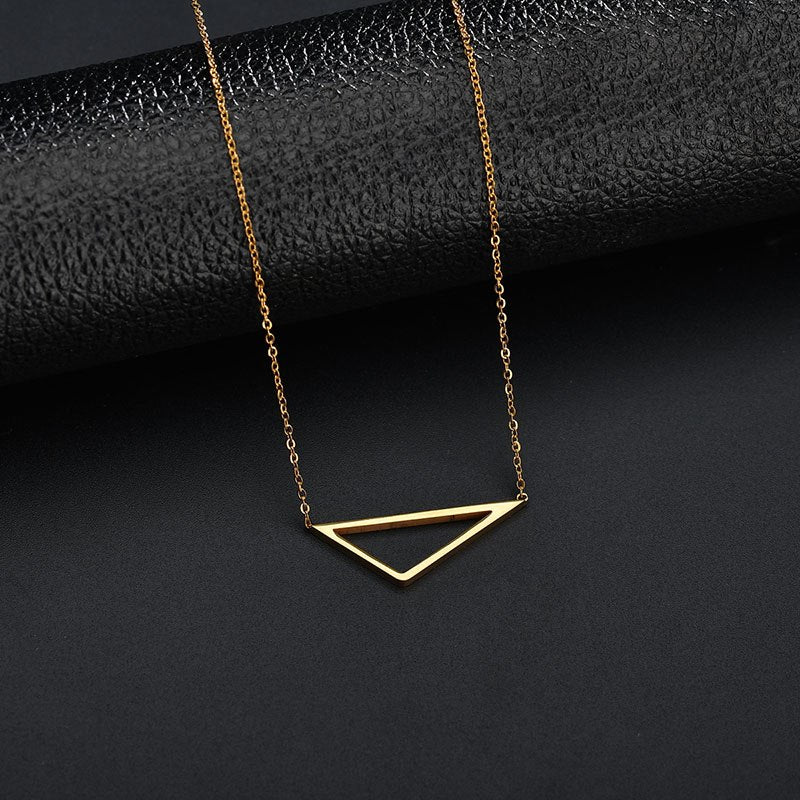 2020 New Cute Simple Gold Color Triangle Pendant Necklace Choker Collier Femme Geometric Chockers Necklaces for Women