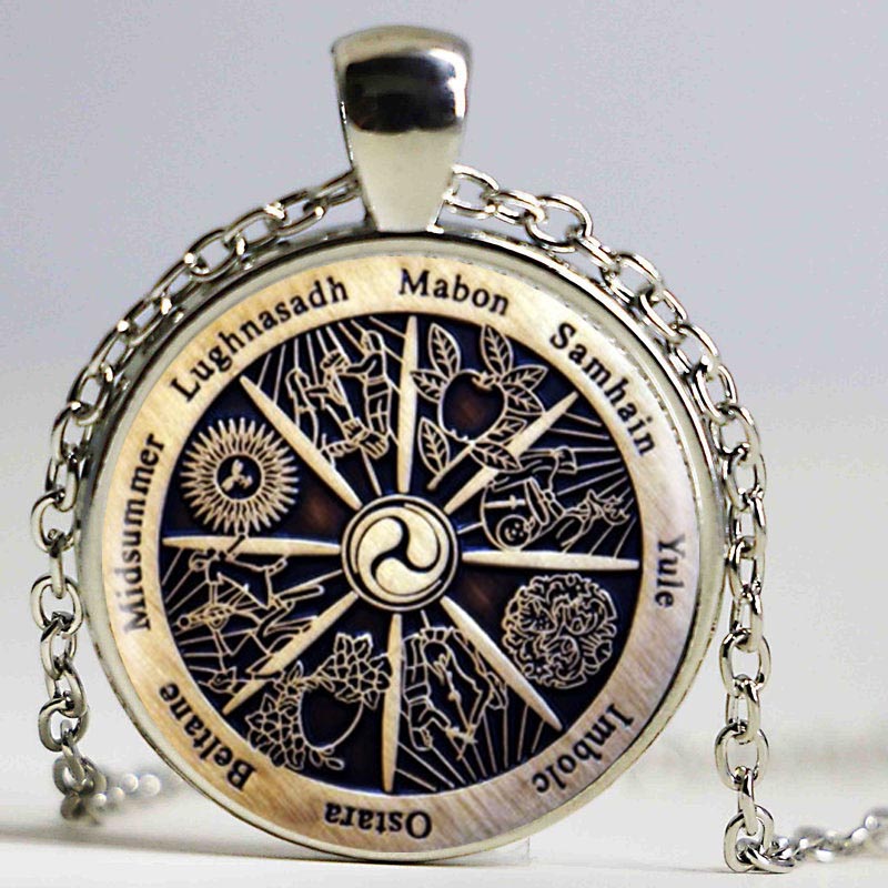 Zodiac Wicca Pendant Zodiac Wicca Charm Necklace Silver Crescent Retro Necklace Women Jewelry Men Gift HZ1